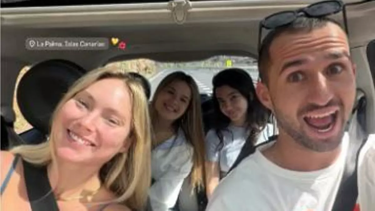 Creadores de contenido de AkroSocial durante la activación de La Palma Retail Connection en La Palma